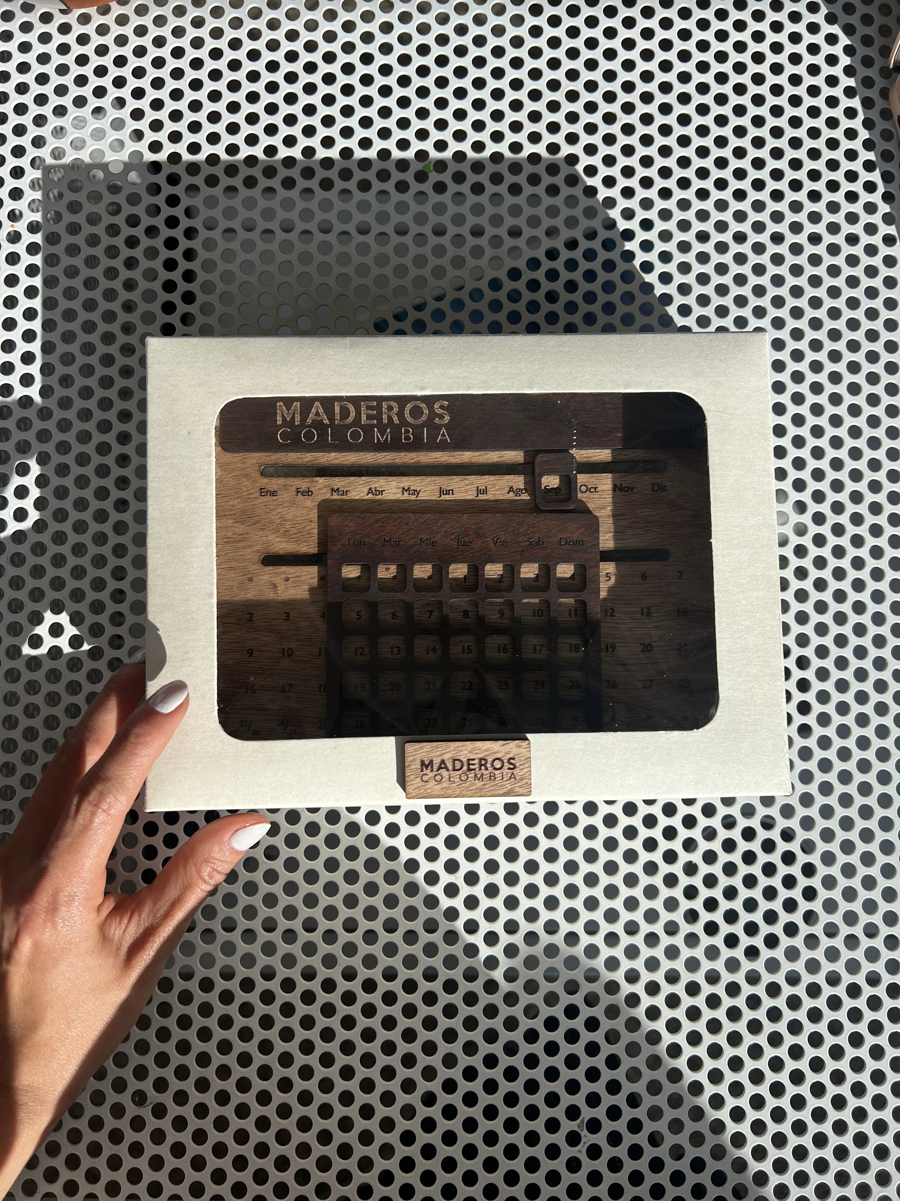 calendario en caja de regalo marcado