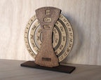calendario en madera redondo