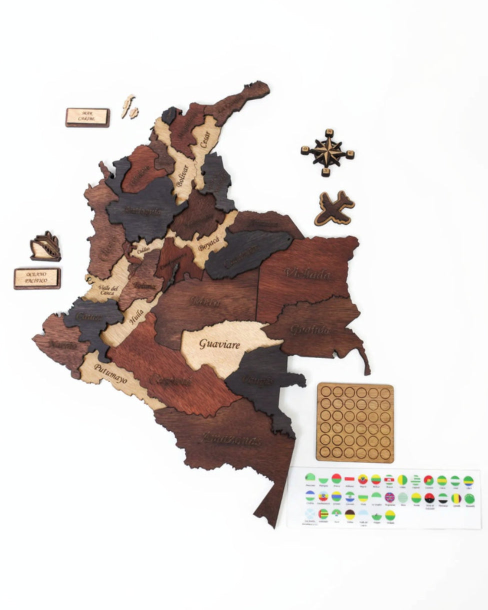 Mapa decorativo de Colombia con banderas de los departamentos 